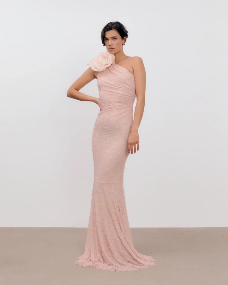 Liviapowderpink_2400x