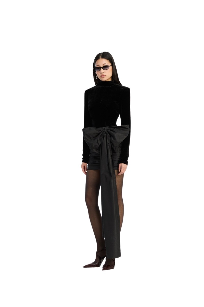 rotate_115246100_black_velvet_bow_mini_dress_model_1_5460_lr rotate_115246100_black_velvet_bow_mini_dress_model_1_5460_lr