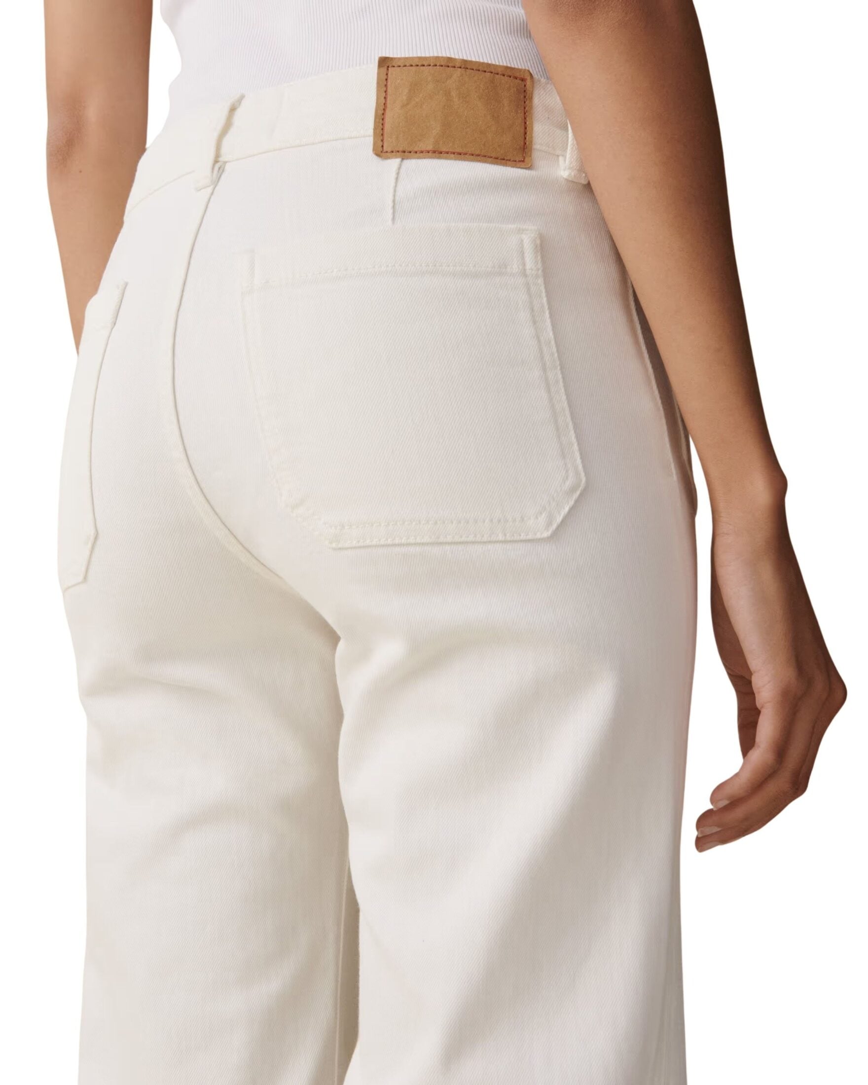 1078_c99798ddef-sw007_stmonicalow_natural-white_1121 1078_c99798ddef-sw007_stmonicalow_natural-white_1121