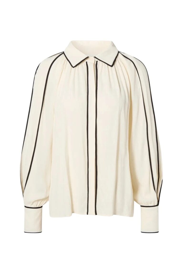3477_3ab4eeb2e0-bea-contrast-edge-chiffon-blouse-vanilla-malina-7340217276106-3000-sek-305-eur-350-gbp-390-usd_1