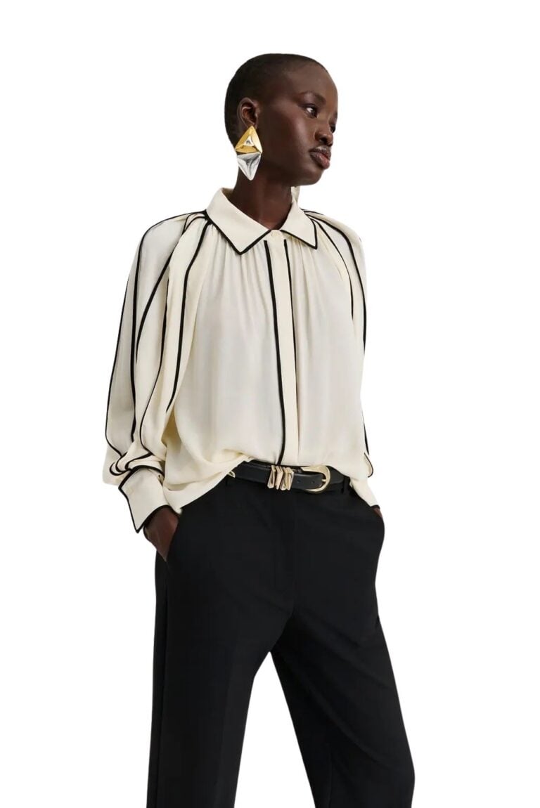 3477_df1972bb21-bea-contrast-edge-chiffon-blouse-vanilla-malina-7340217276106-3000-sek-305-eur-350-gbp-390-usd_2