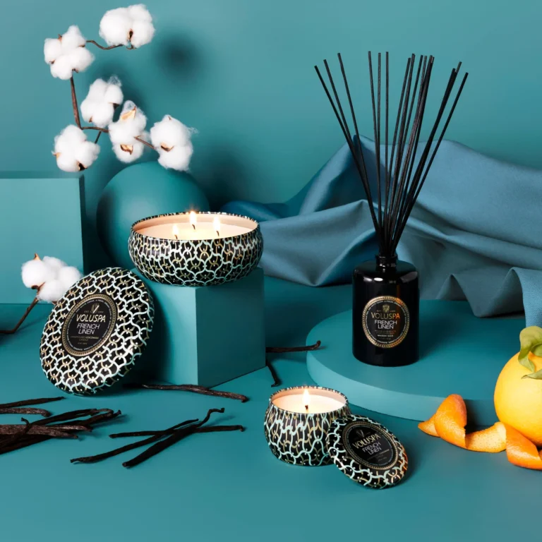 FRENCH-LINEN-ReedDiffuser-3WickTin-MiniTin-LIT-Web_73e05974-8dab-47a2-a2e4-ff9da07747c9