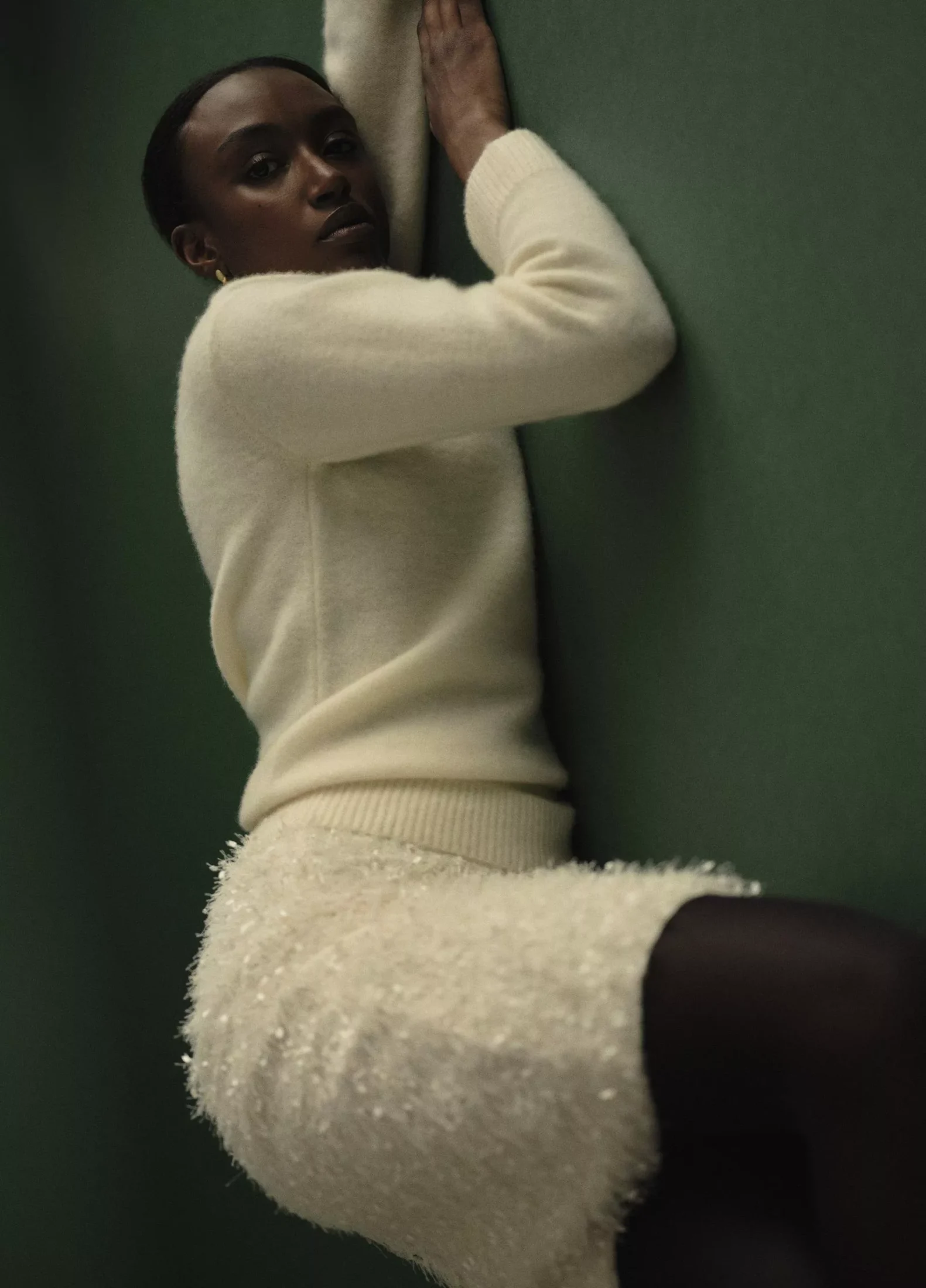 Plush-Cashmere-Crew-Neck-Sweater-101OWH (4) Plush-Cashmere-Crew-Neck-Sweater-101OWH-4