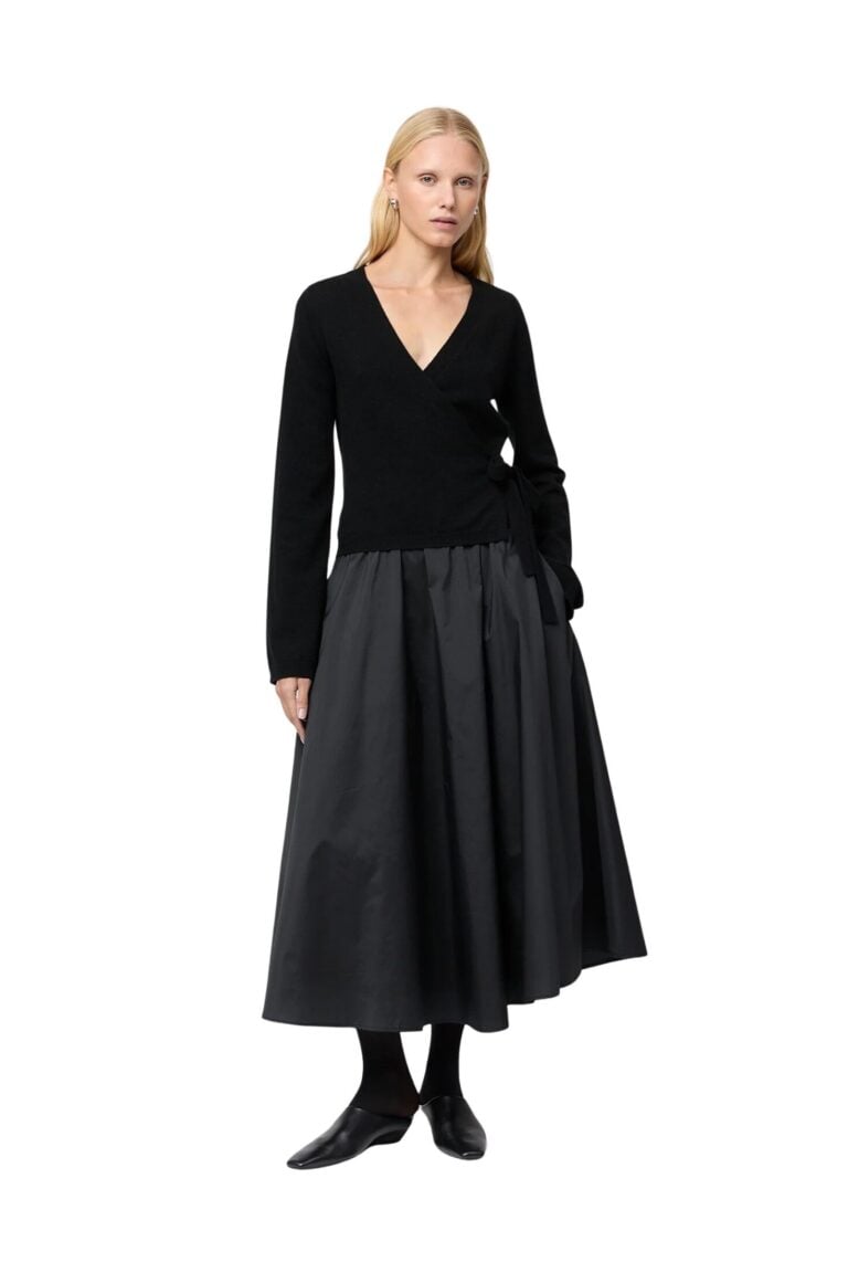 fwss_winter_2025_campaign_trine_hisdal_ballet_wrap_cardigan_jet_black_vivienne_taffeta_midi_skirt_skirt_anthracite_black_1-1