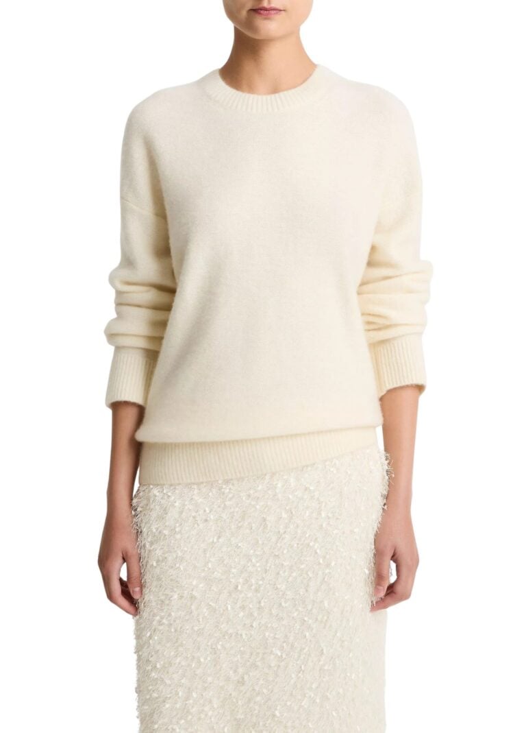 plush-cashmere-crew-neck-sweater-101owh