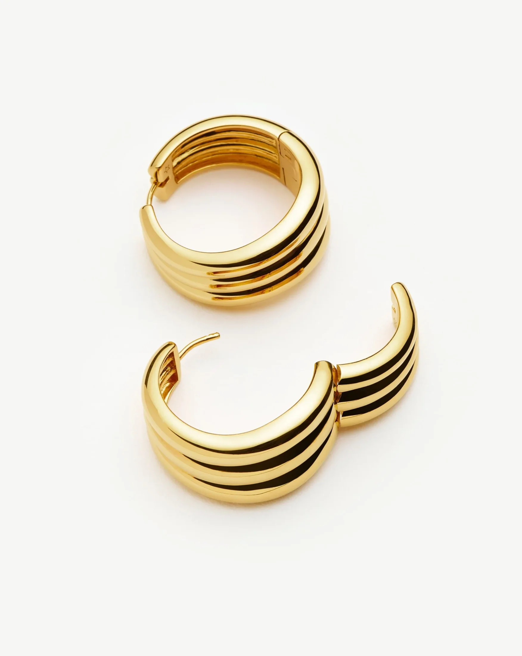 savi-triple-ridge-large-hoop-earrings-18ct-gold-plated-earrings-missoma-419820 savi-triple-ridge-large-hoop-earrings-18ct-gold-plated-earrings-missoma-419820