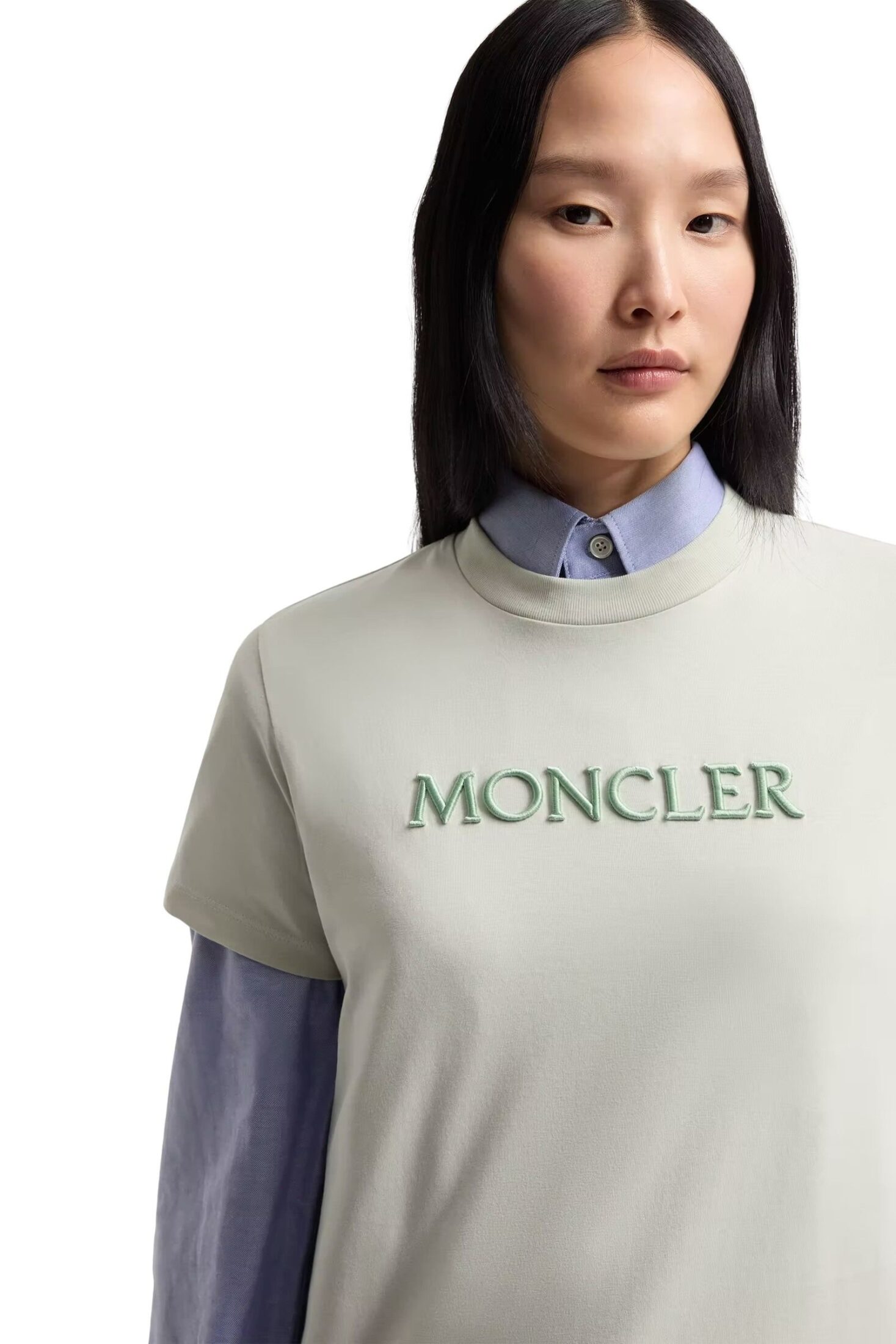 embroidered-tonal-logo-cotton-t-shirt-women-light-green-moncler-5 embroidered-tonal-logo-cotton-t-shirt-women-light-green-moncler-5