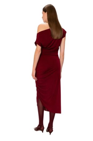 fw25_webshop_viveh_columbine_red05