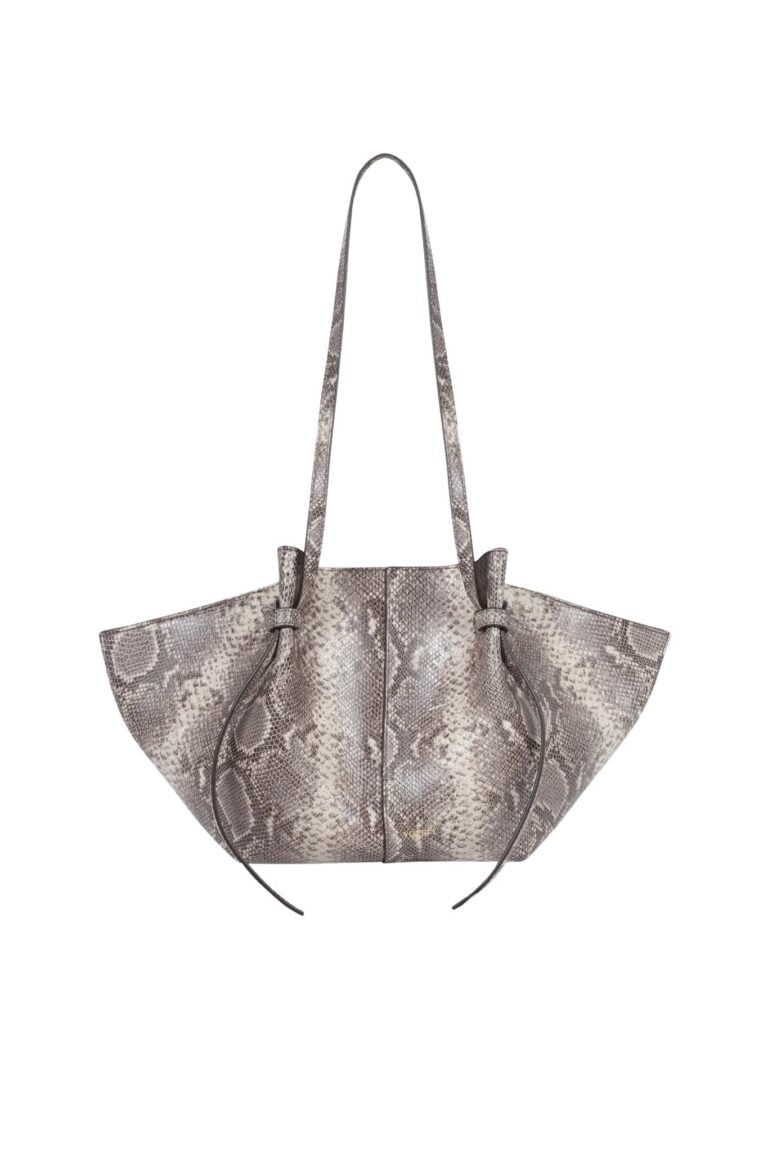 yuzefi_mochi_embossedleather_ashsnake_1_2048x2048