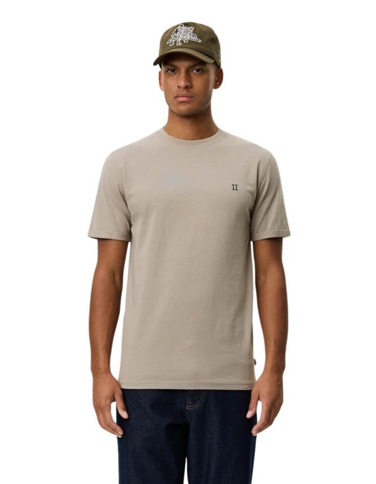 1001464-880-laurel-oak-sand-0343-1