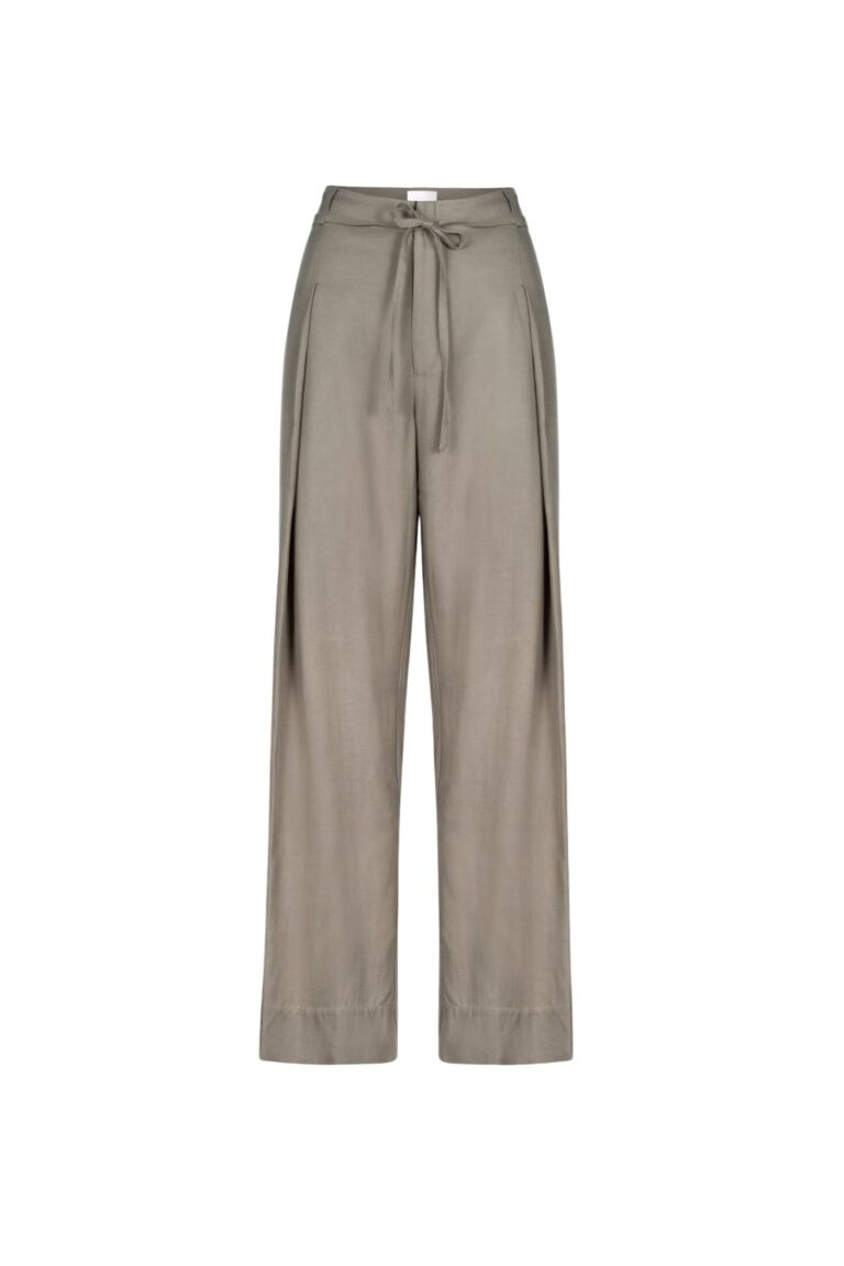 1231_5c041bf42b-60646_1-large-2560