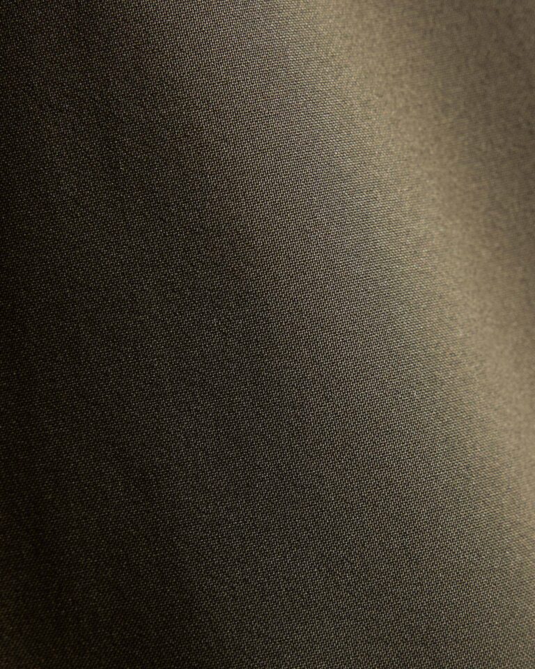 12410864-12