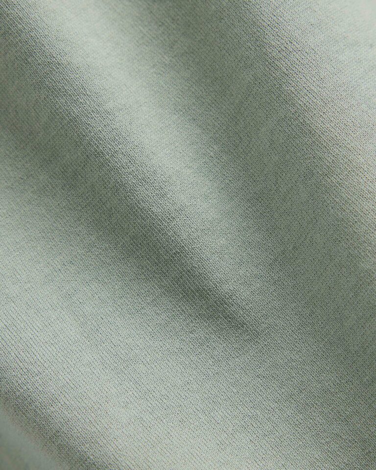 12410865-8