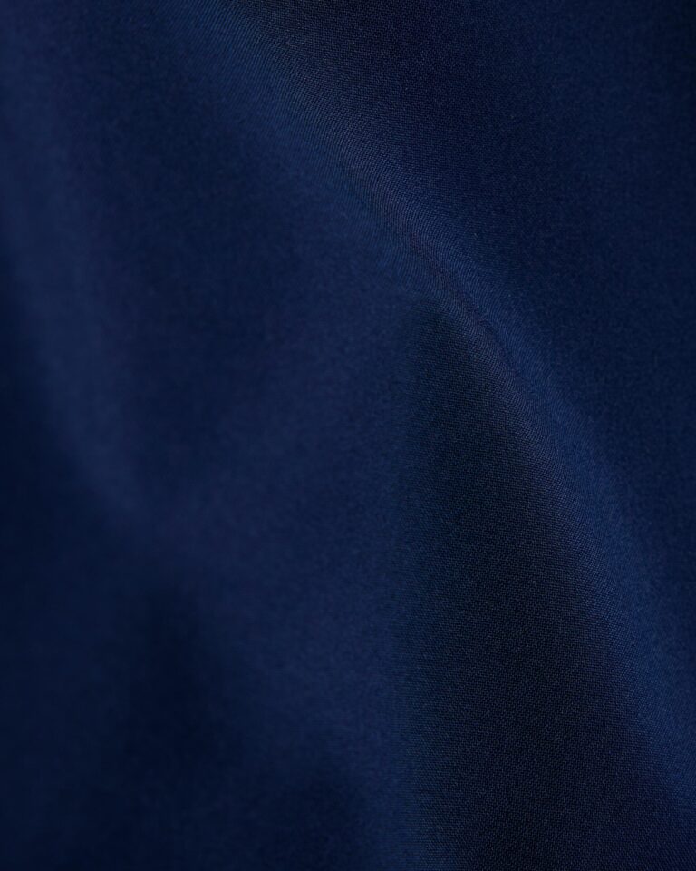 12410889-9