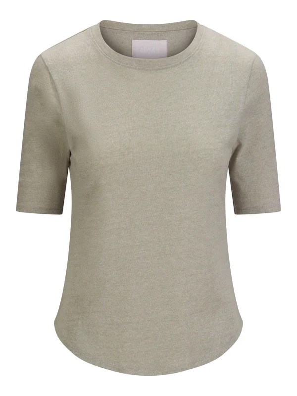 1801_78f62bfd40-karina4