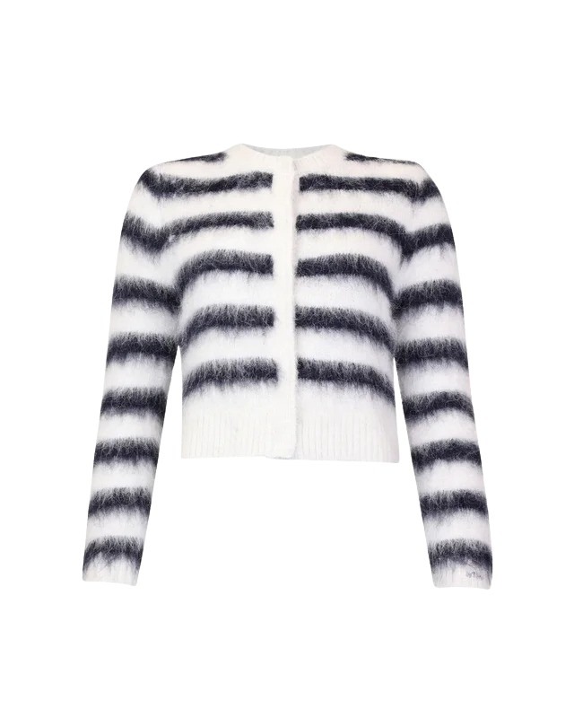 1867_8594628d5c-hariyknit_0001s_0009_2620230_820_front-full-4x5-1