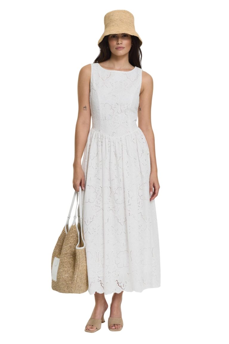 251217_ttday2_9168_myka_dress_white_0211