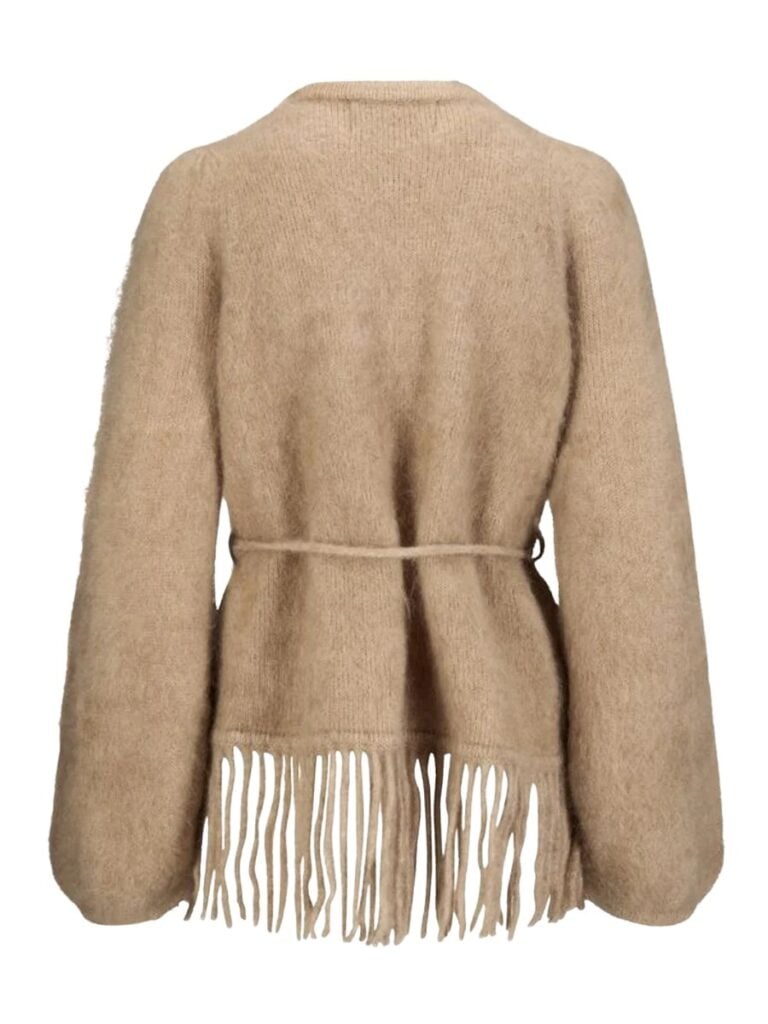 2553_d32f35f24f-fidele3-medium