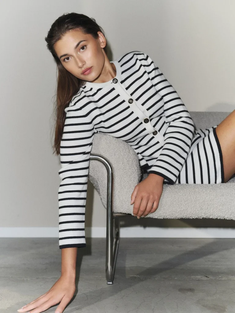 2565_48b4d66e8b-mari-medium