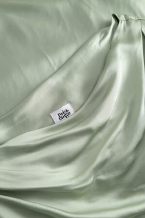 8888_vanessa-satin-dress_desert-sage_003