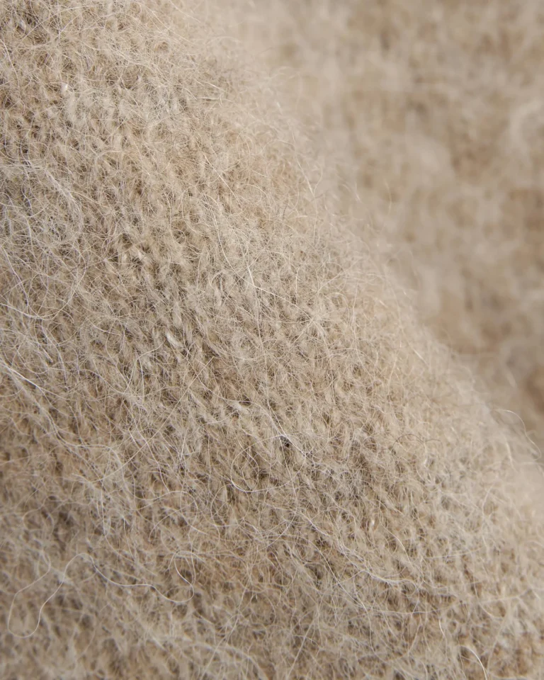 IBEN_MONTY_SS_CARDIGAN_Stone_Sand_2499NOK_220EUR_7328c94d-8261-4e7b-9769-d08a8e8830f5