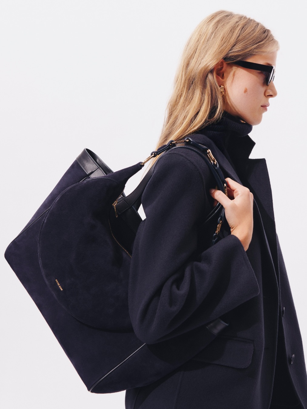 aninebingofficial_1766944632_3797729294941135400_5727218231