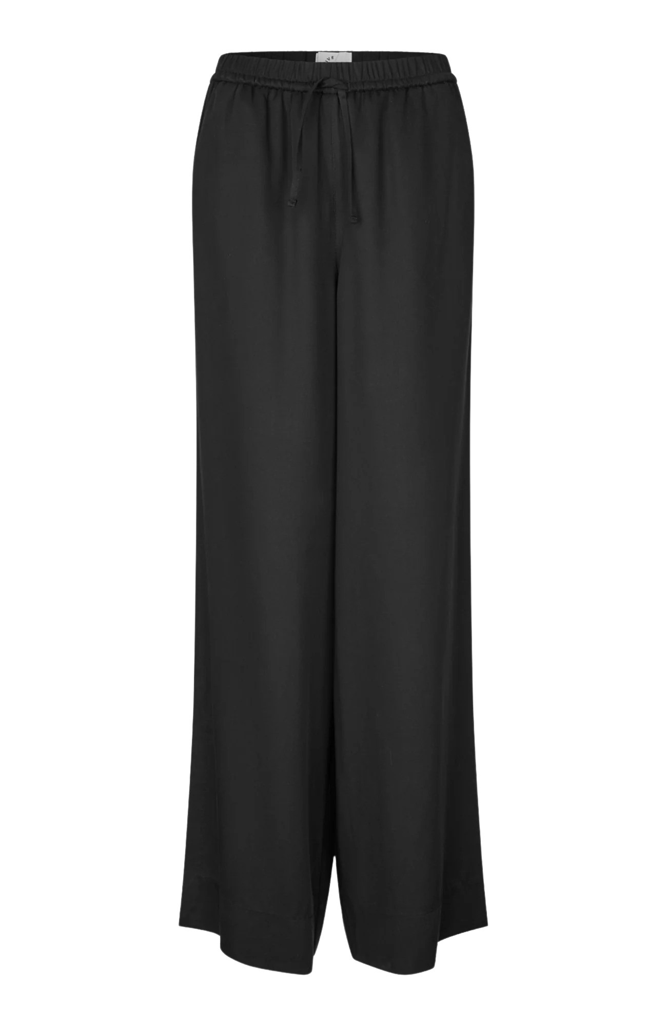 paulafv_849-raven-40886-31240_b2b_gine_front paulafv_849-raven-40886-31240_b2b_gine_front
