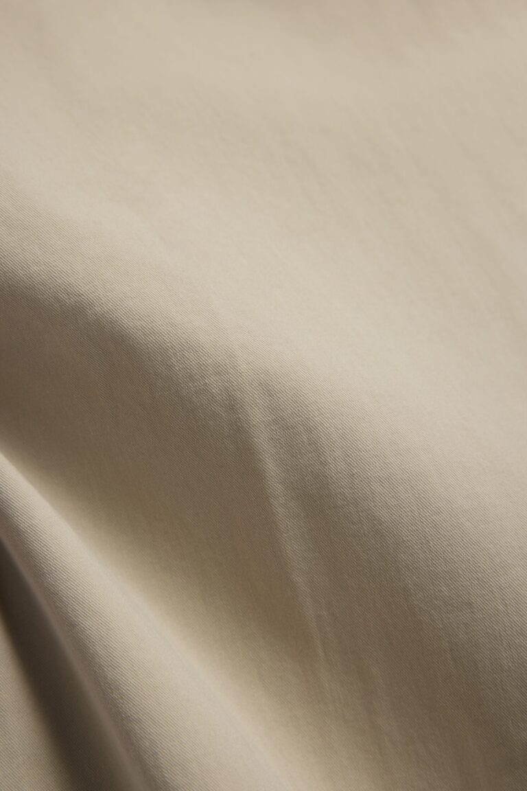12568007-3-