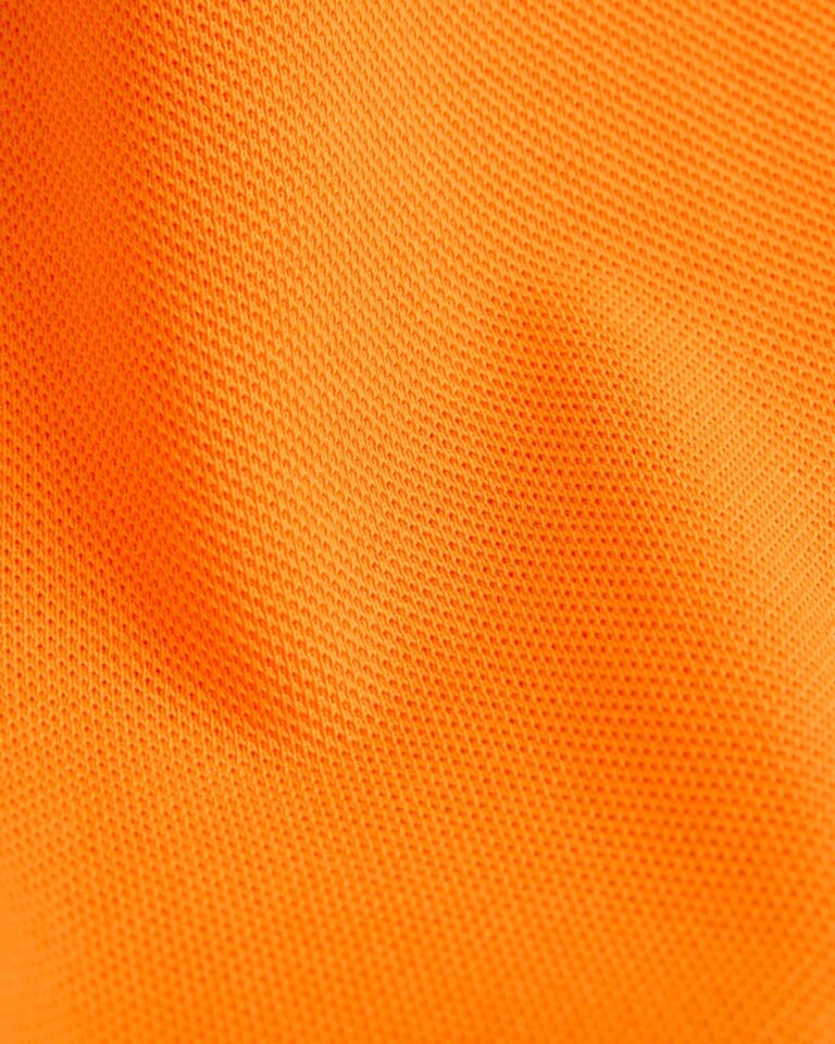 12568076-7