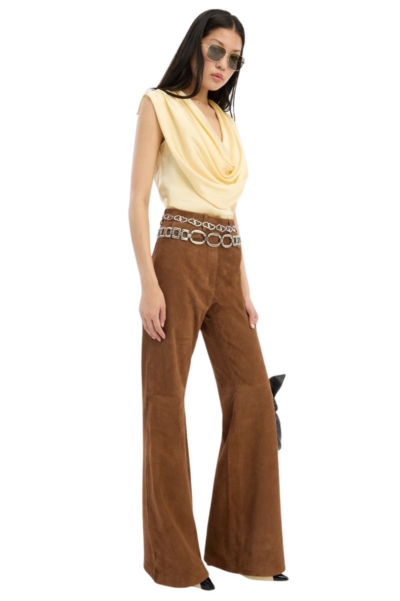 130825_rotate_ss26_day_1_1155531366_chiffon_waterfall_top_model_115593249_suede_highwaisted_pants_model_0532_lr