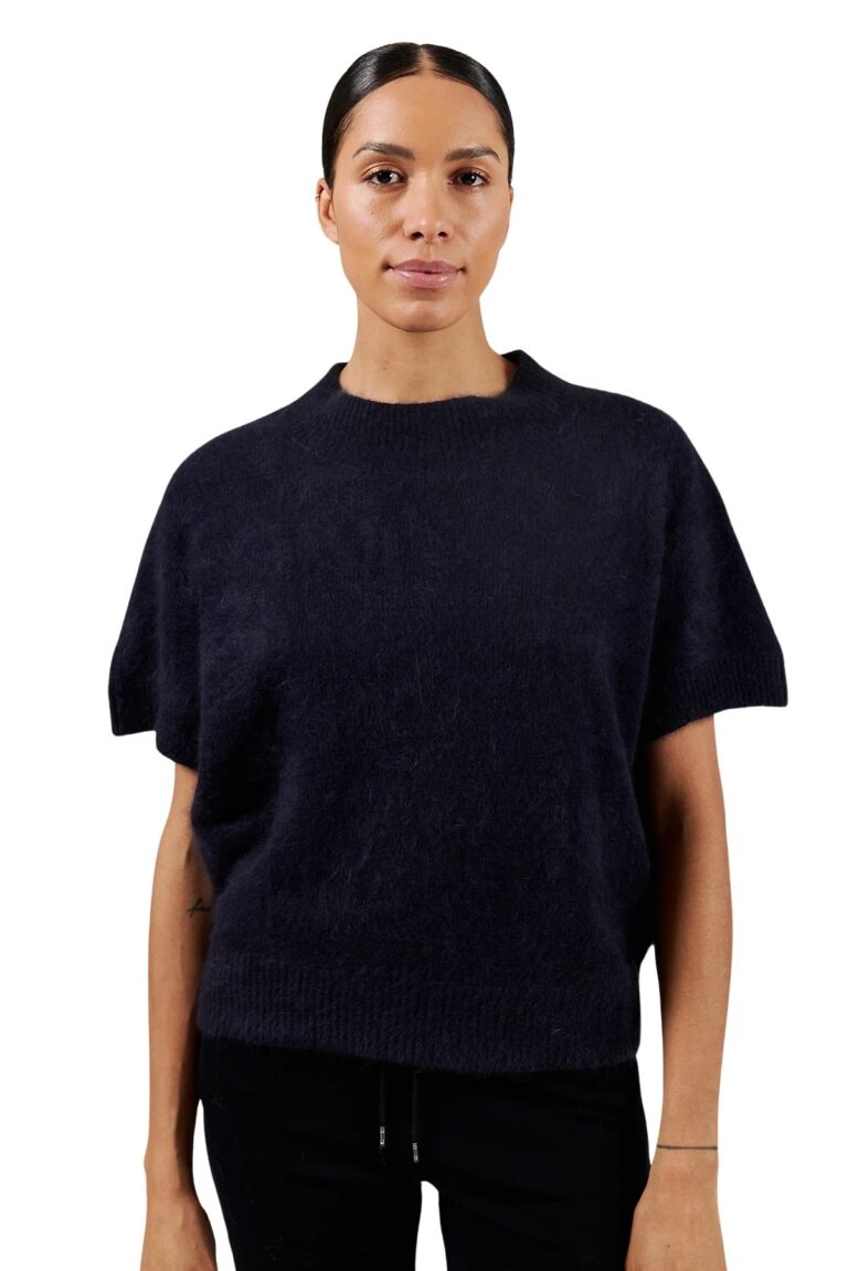 20240107_sixames_lookbook_aw257895_low_13c58075-26af-4b73-abe1-5f857bd03059