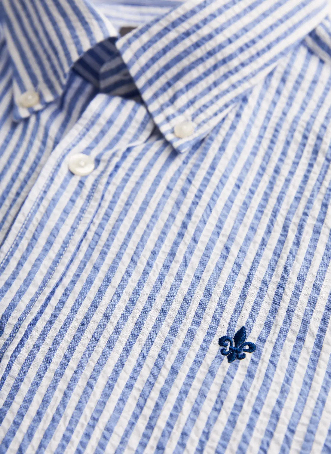 2802_a392b172a5-801796-morris-seersucker-shirt-slim-fit-55-light-blue-5-medium 2802_a392b172a5-801796-morris-seersucker-shirt-slim-fit-55-light-blue-5-medium