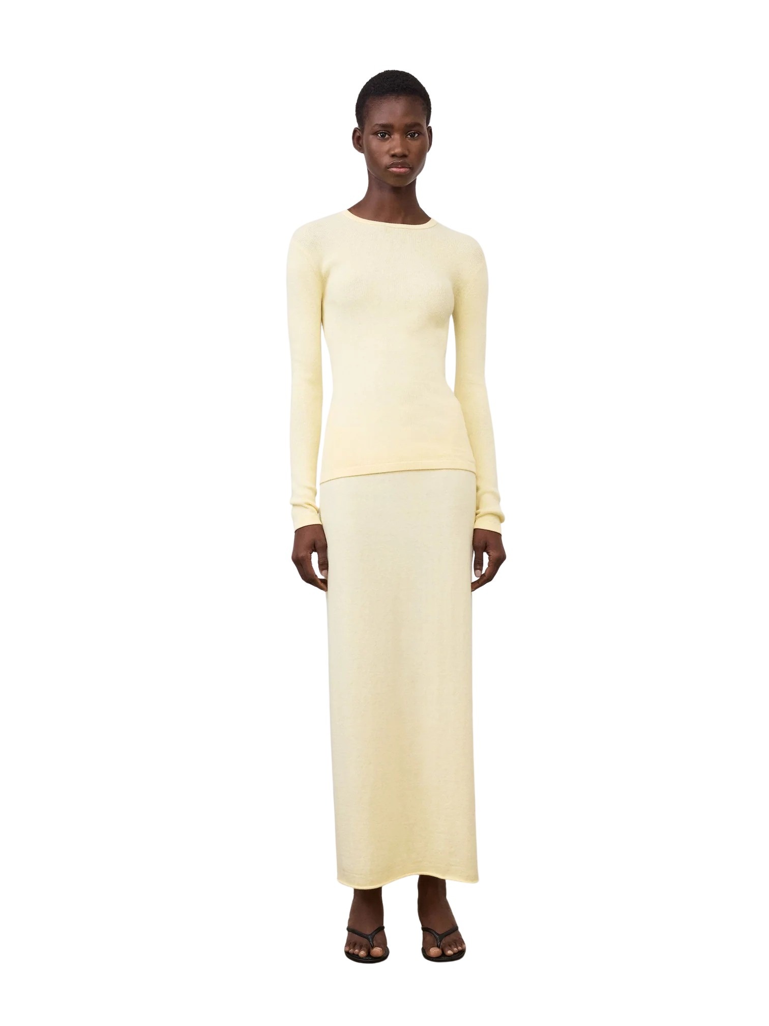 lisayang_ss26_ww_drop-2_2025146il_vivian_long_sleeved_t-shirt_cotton_cashmere_limone_1645_1512x