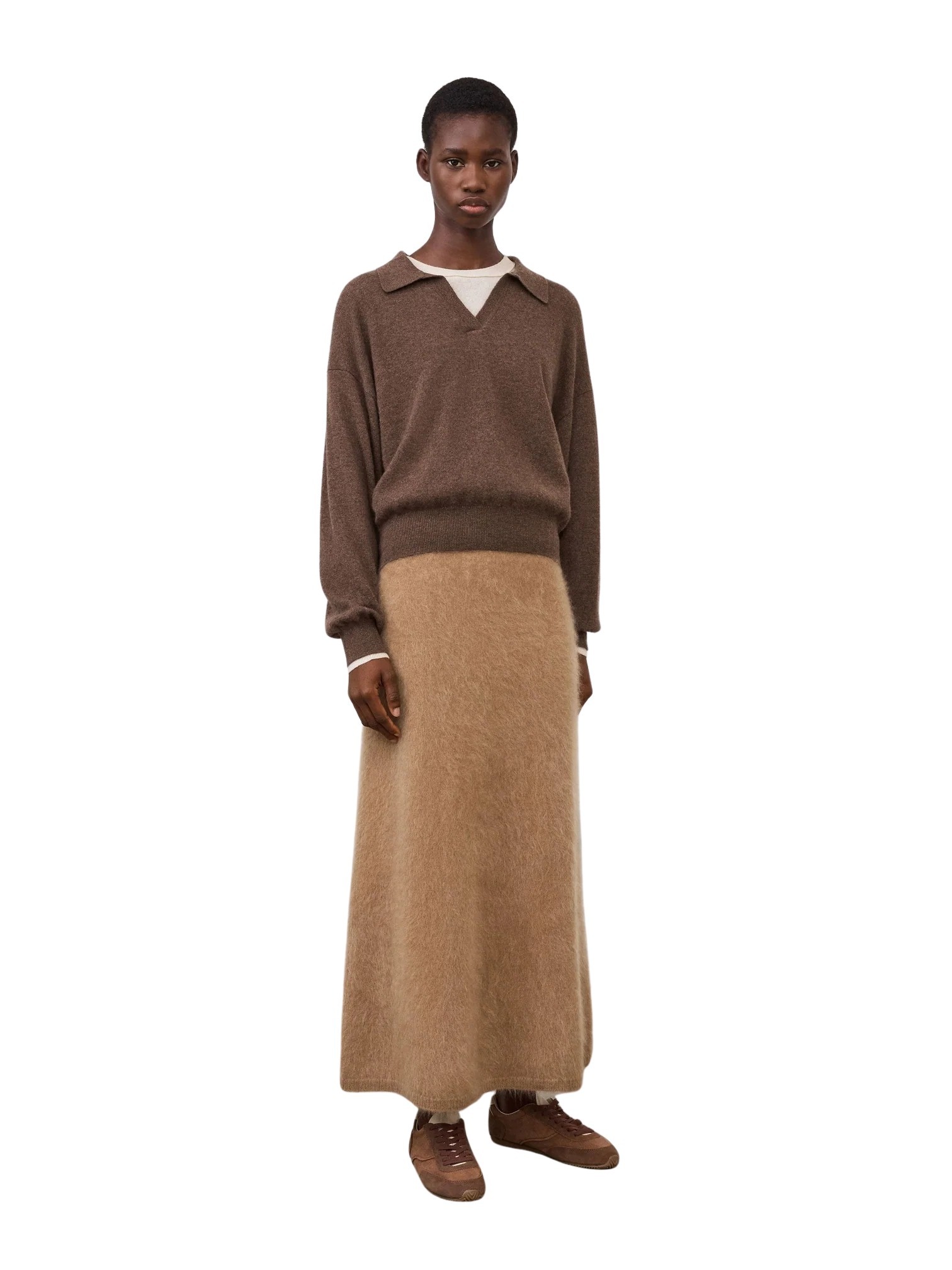 lisayang_ss26_ww_drop-2_2026310jt_katriel_sweater_plain-knit_dark_truffle_1182_1512x