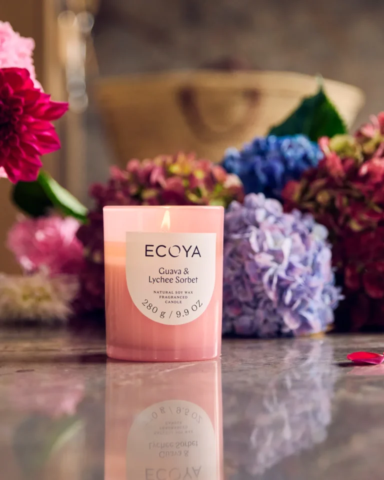 ECOYA_Metros_G_LS_Lifestyle_2_2048x2560_66d039f1-e1f0-492e-aa15-ed7a5ec99da2