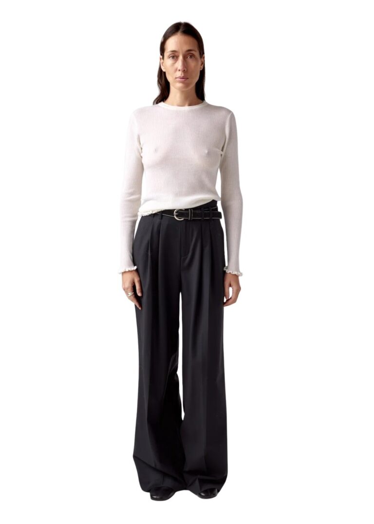 manu_merino_sweater-02_knitwear-ca0483-9001_white_f719cd6c-5d8e-43b8-8c80-cd36569215ba