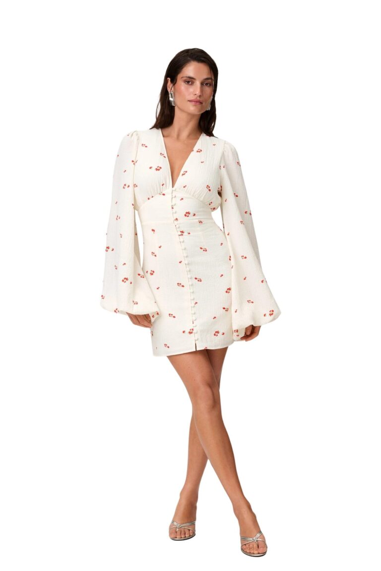 260205-adoore91277_x2400