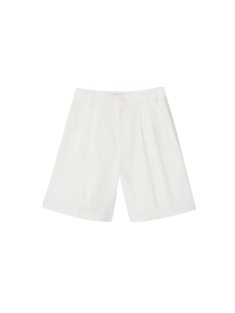 fwss_summer_26_poet_pleat_shorts_off_white