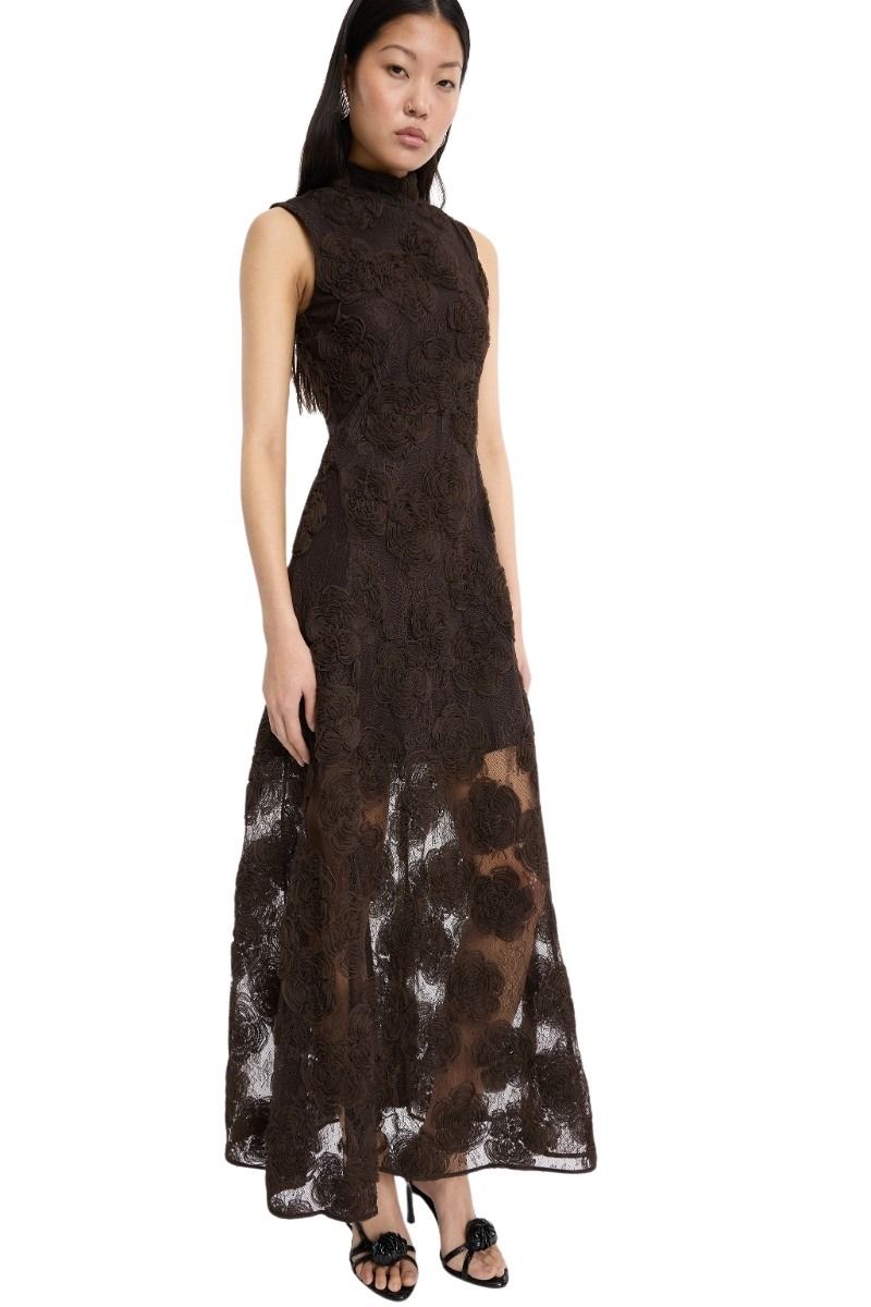 rotate_pf26__1162841667_3d_flower_maxi_dress_mole_model_2773_lr rotate_pf26__1162841667_3d_flower_maxi_dress_mole_model_2773_lr