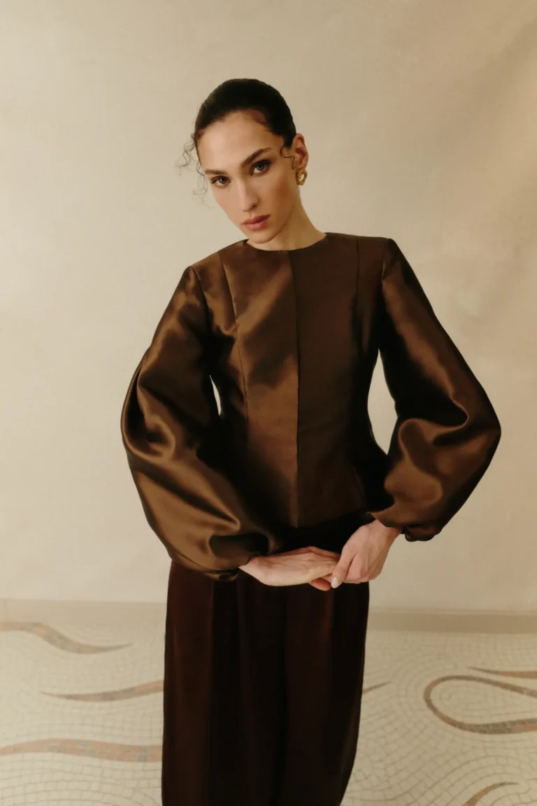 3473_254a620a86-vendela-balloon-sleeve-blouse-dark-brown-size1920