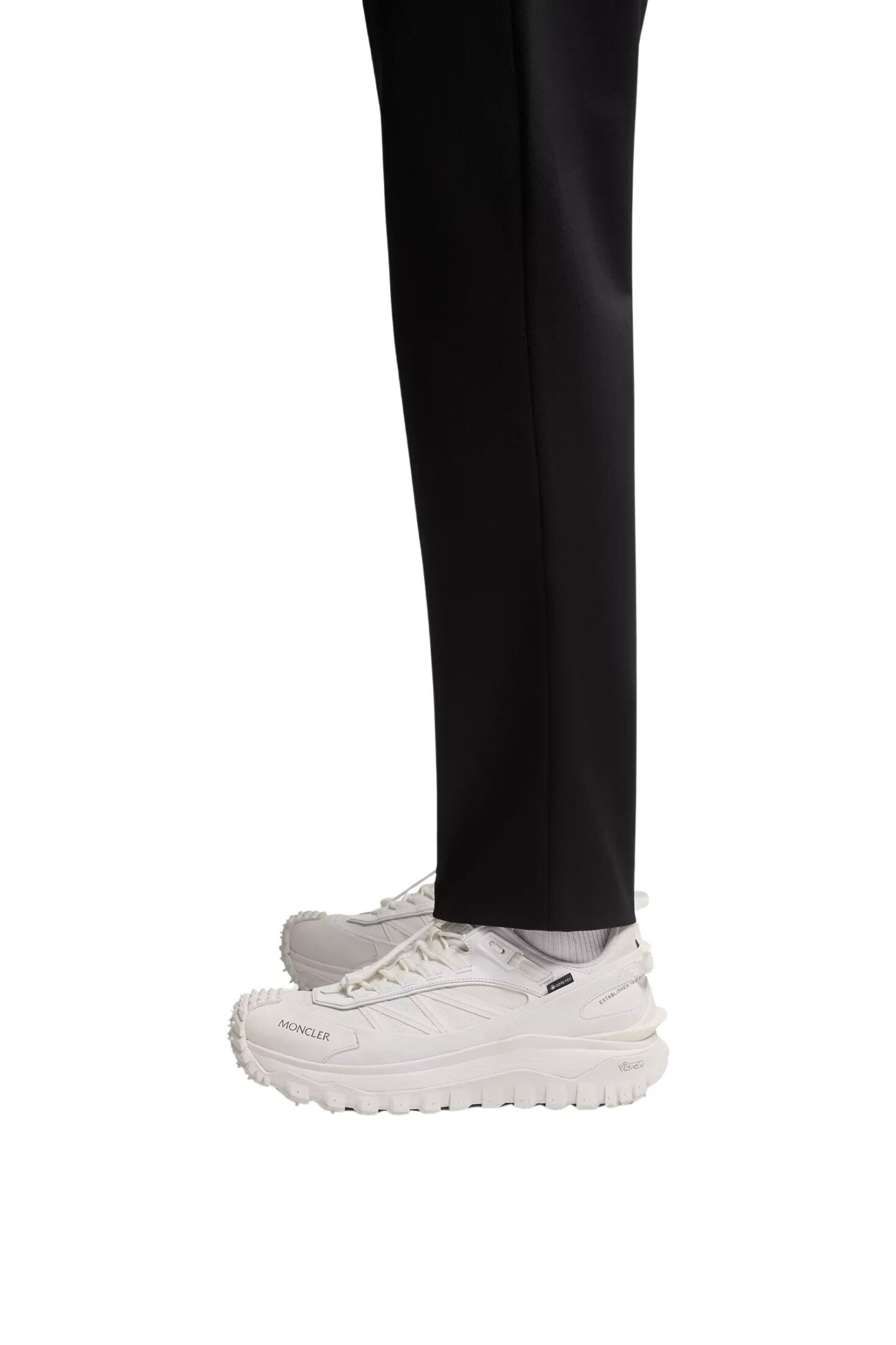 logo-jogging-pants-men-black-moncler-1 logo-jogging-pants-men-black-moncler-1