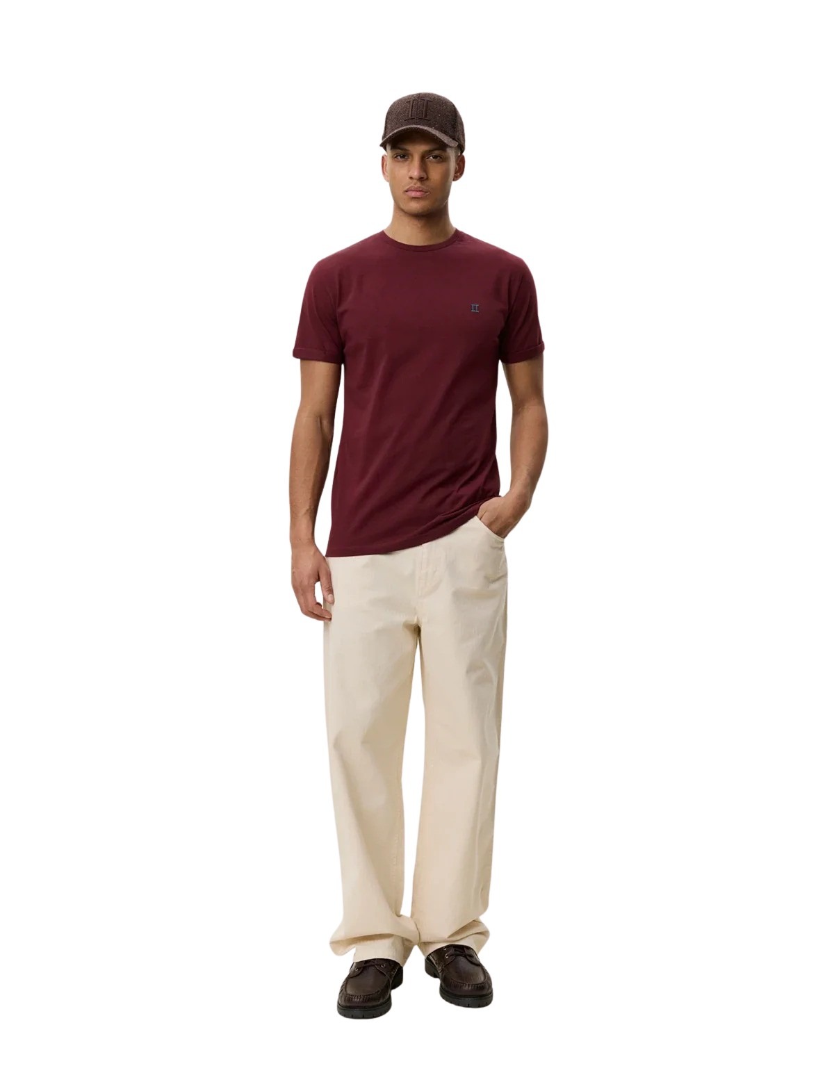 21238163_1002284_654-chocolate-truffle-red_0650 21238163_1002284_654-chocolate-truffle-red_0650