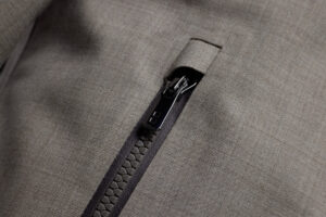 7050_271_regulator_coat_savile_sand_melange_wool_detail_1