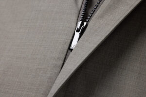 7050_271_regulator_coat_savile_sand_melange_wool_detail_2