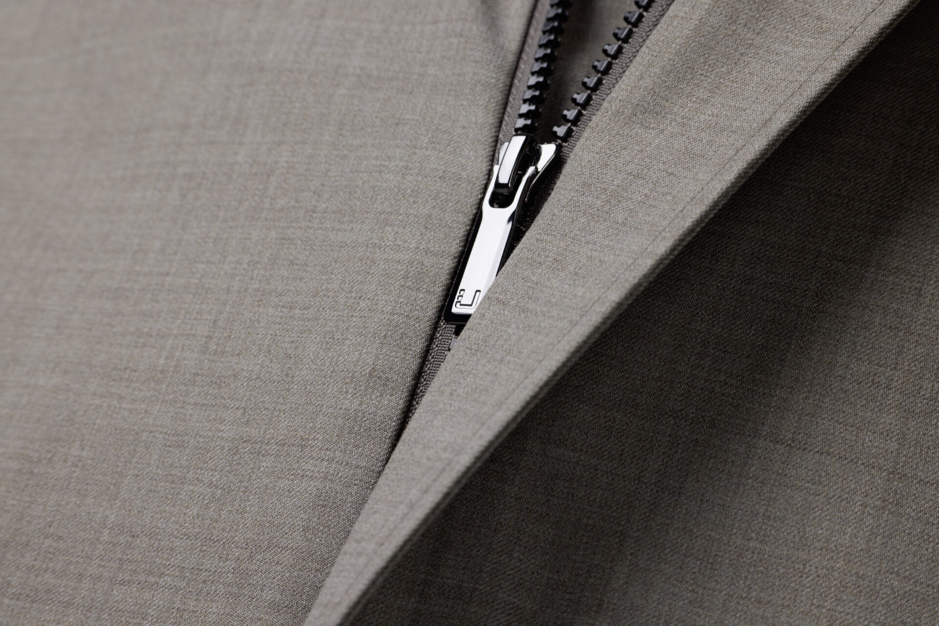 7050_271_regulator_coat_savile_sand_melange_wool_detail_2