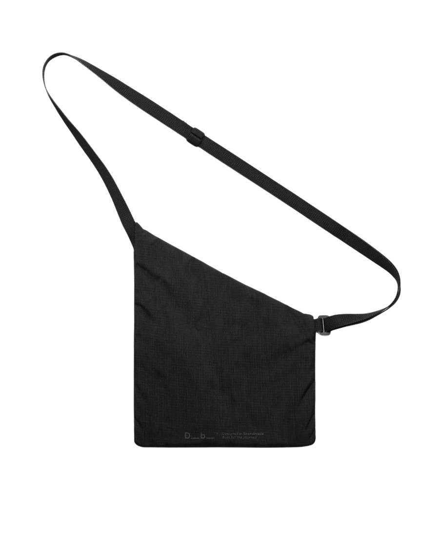 entour_sacoche_m_black_out_2000543004901_5_2 entour_sacoche_m_black_out_2000543004901_5_2