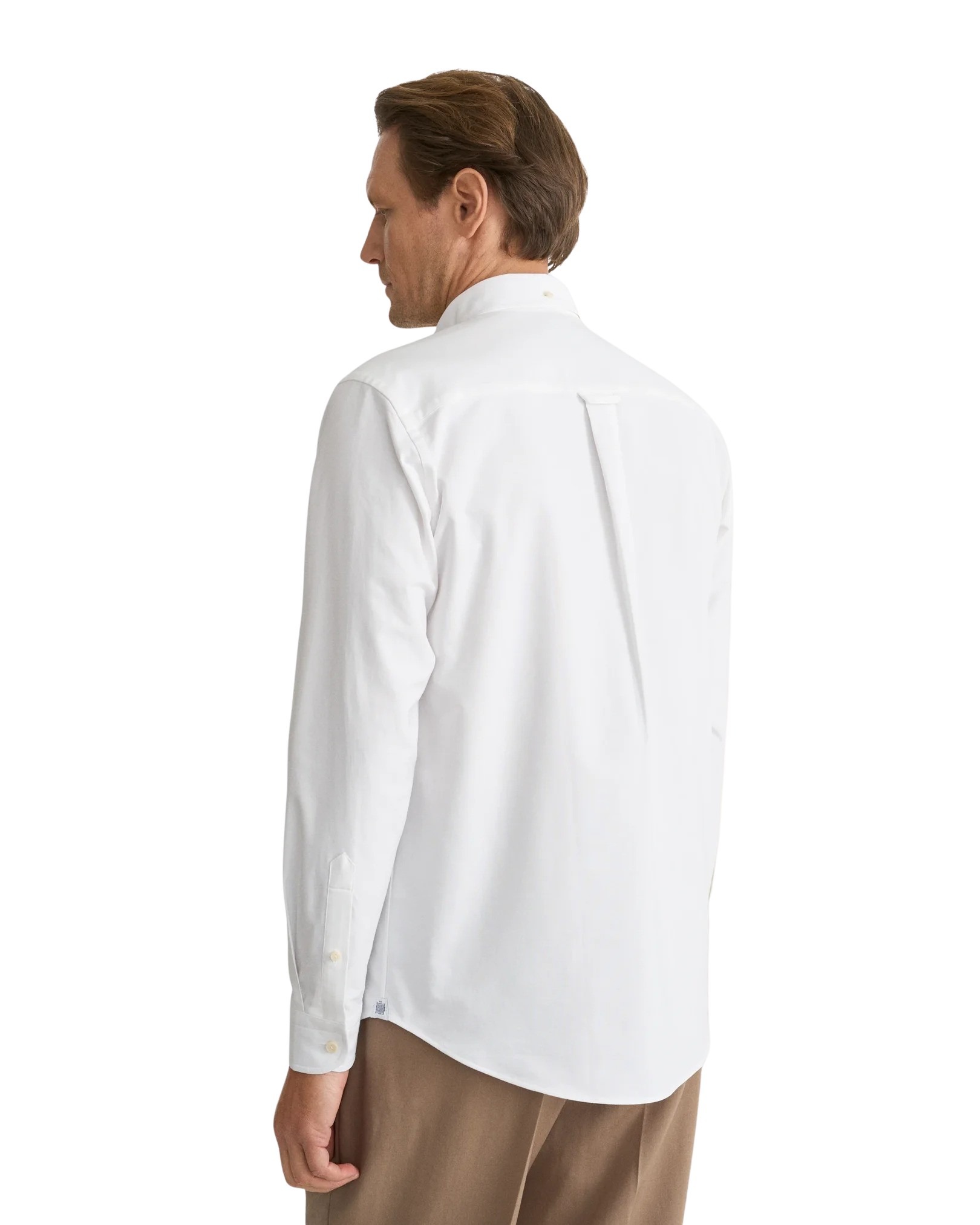 white-solid-oxford-shirt-button-down-266_2026-04-22t103553019z white-solid-oxford-shirt-button-down-266_2026-04-22t103553019z