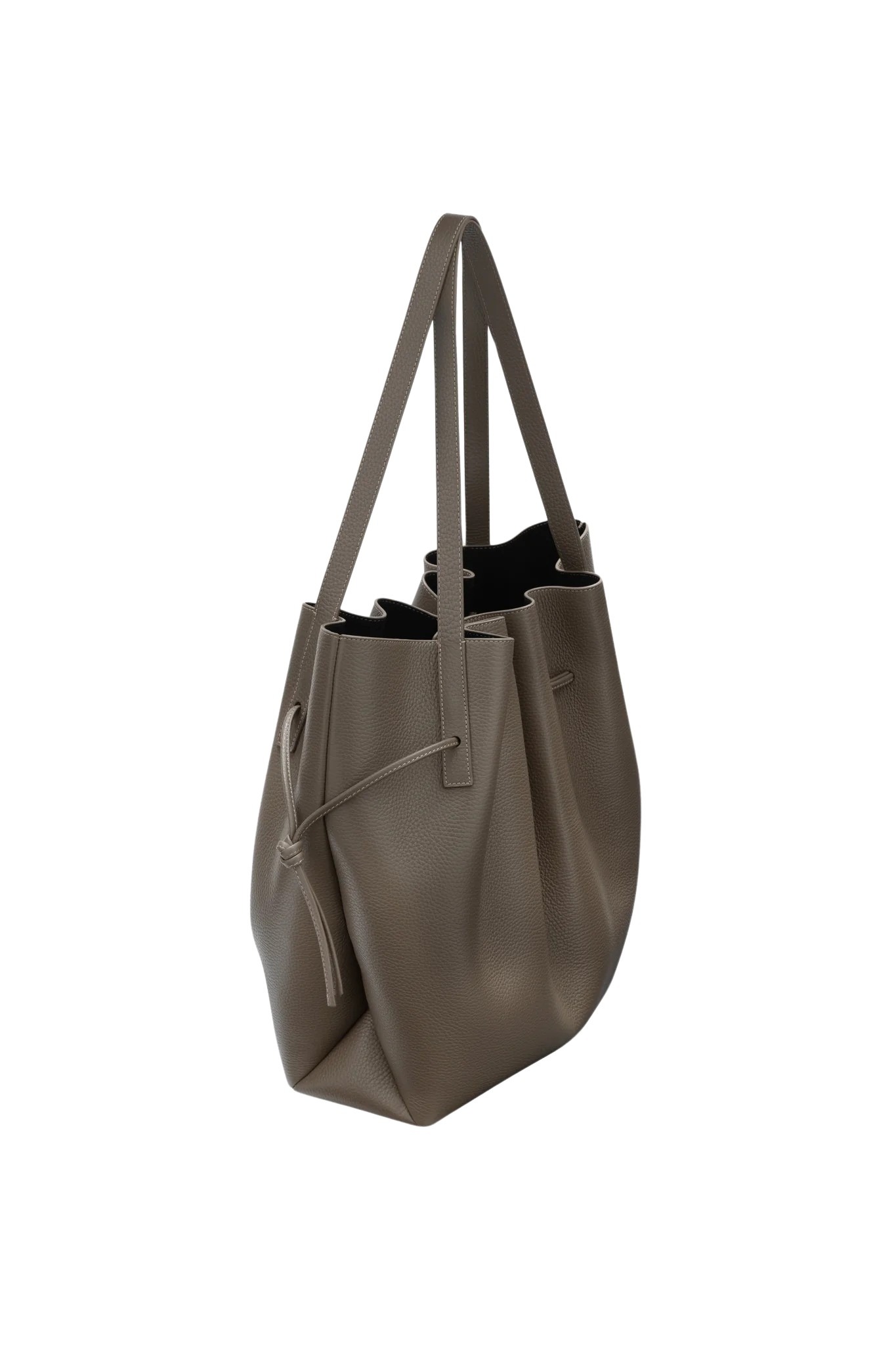 yuzefi_scallop_tote_pebble_grain_leather_taupe_2_2048x2048 yuzefi_scallop_tote_pebble_grain_leather_taupe_2_2048x2048
