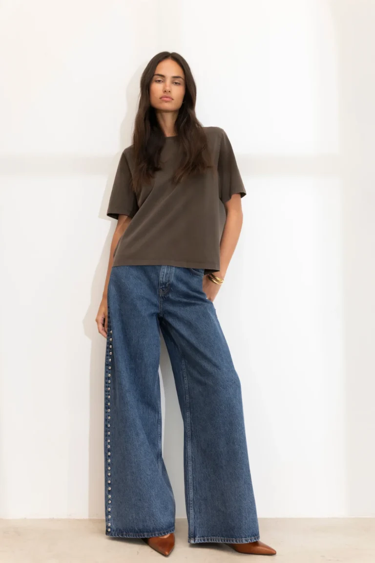 1296_5b18d27fe2-e-com-denim-aw26_89-large-2560