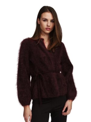 1374_6fec5ef28e-fredrikke-chunky-cardigan_oxblood-zoom